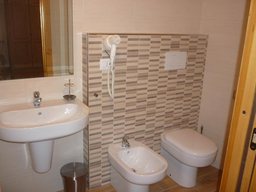 L'Abri Hotel Pietraporzio Kamer foto