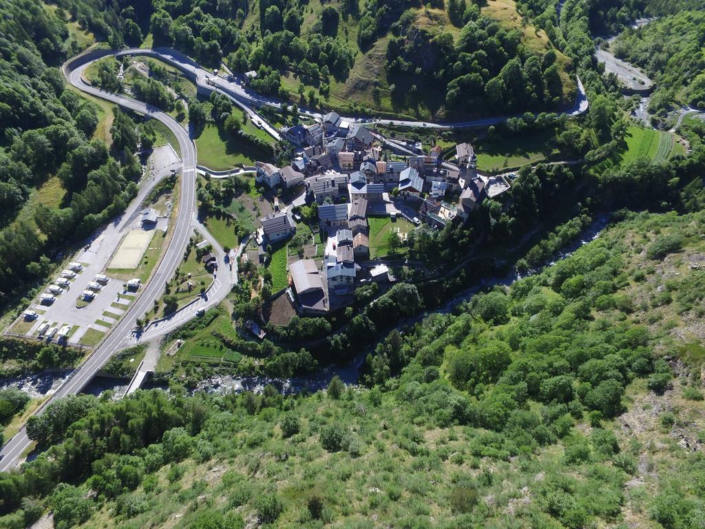 L'Abri Hotel Pietraporzio Buitenkant foto
